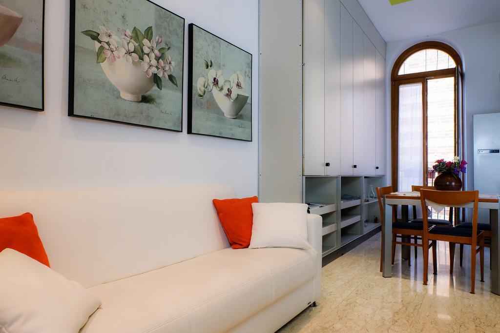 Apartament Deluxe Quattro Spade Verona Exterior foto