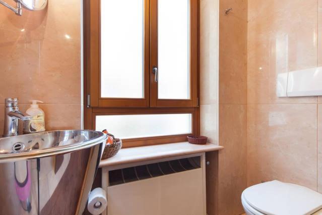 Apartament Deluxe Quattro Spade Verona Exterior foto