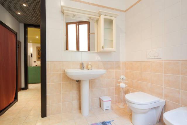 Apartament Deluxe Quattro Spade Verona Exterior foto